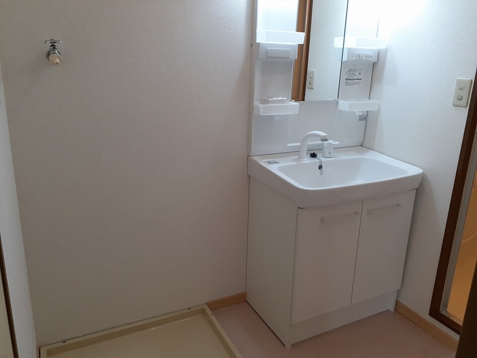メゾンサンシャイン２０２